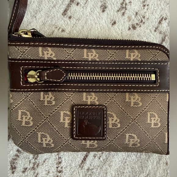 Dooney & Bourke Handbags - Dooney & Bourke Tan and Brown wristlet Wallet
